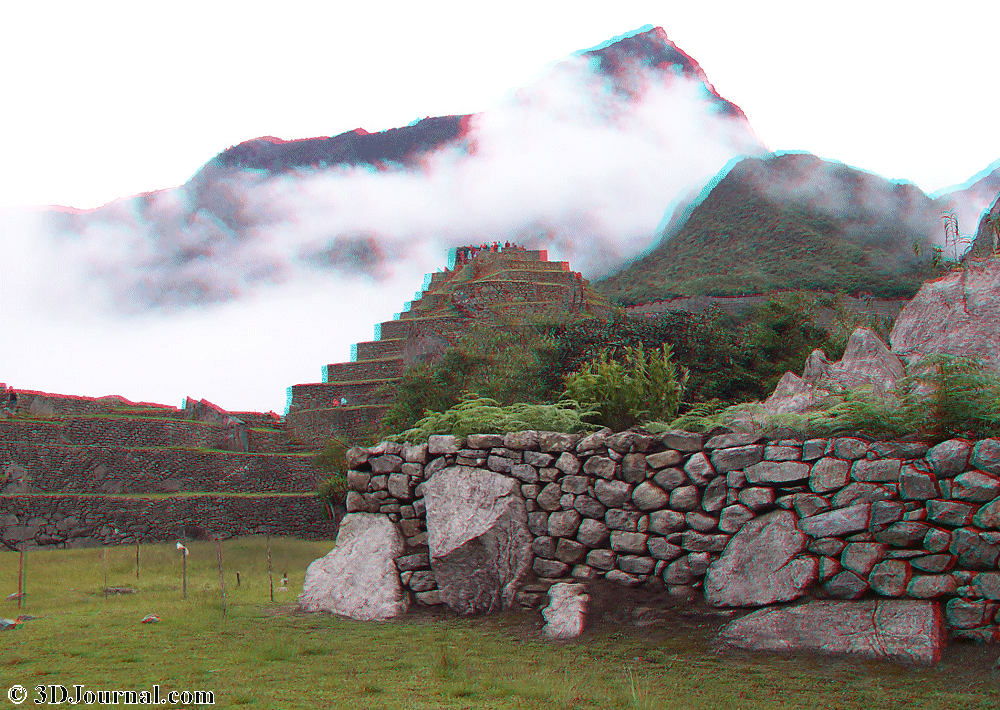 Peru - Machu Picchu - uvnitř zřícenin
