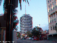 Hollywood - slavná budova Capitol Records