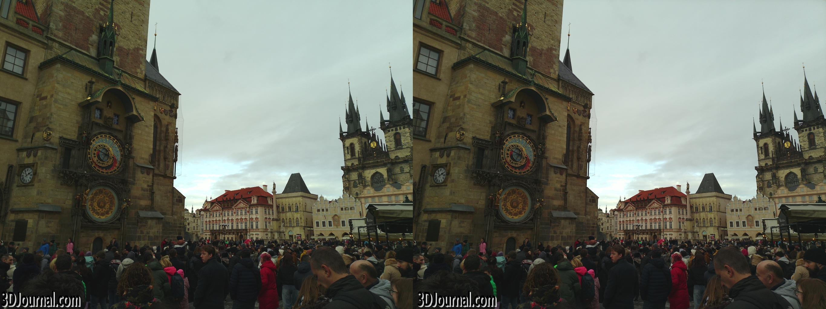 Staroměstské náměstí v Praze - u orloje